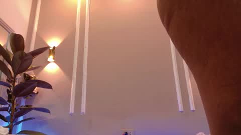 Snapshot of suzyfox chatting on 14, 3, 2026 Suzy online show from 14, 3, 2026