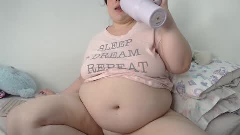 Snapshot of suzyitsstunning23 chatting on 29, 1, 2025 suzy online show from 29, 1, 2025