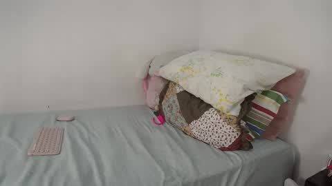 Snapshot of suzyitsstunning23 chatting on 15, 11, 2025 suzy online show from 15, 11, 2025