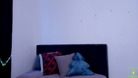 Suzy  next stream  Thursday Friday Saturday online show from 29, 1, 2025