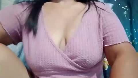 suzzie_hot online show from 4, 3, 2026