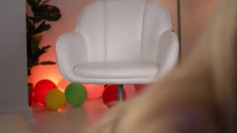 Snapshot of svveetluna chatting on 28, 5, 2026 SweetLuna online show from 28, 5, 2026
