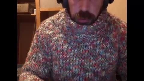 Snapshot of sweaterboy666 chatting on 14, 2, 2025 sweaterboy666 online show from 14, 2, 2025