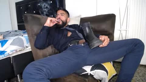 Snapshot of sweatyhairypig1 chatting on 29, 1, 2025 joel bliss online show from 29, 1, 2025