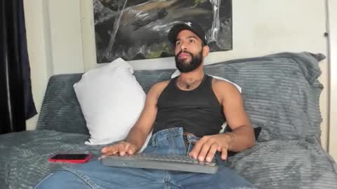 Snapshot of sweatyhairypig1 chatting on 5, 10, 2025 joel bliss online show from 5, 10, 2025