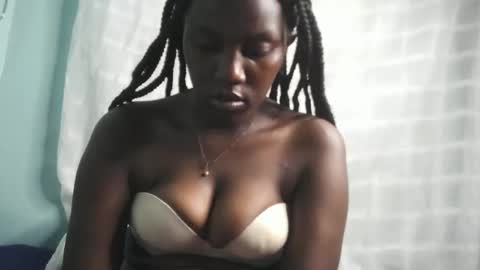 sweet69berry online show from 5, 12, 2025