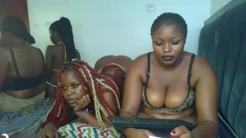 Snapshot of sweet_22ass chatting on 14, 12, 2025 sweet_22ass online show from 14, 12, 2025