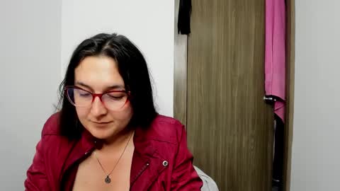 sweet__suck69bitch online show from 17, 12, 2024