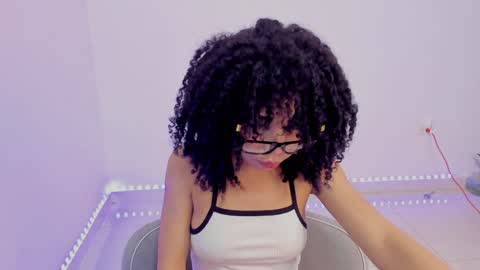 Snapshot of sweet_anie_04 chatting on 12, 1, 2025 Anie online show from 12, 1, 2025