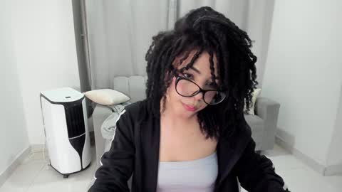 Anie online show from 5, 2, 2025