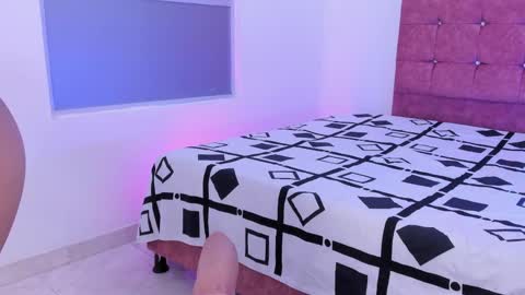 sweet_ashley__ online show from 8, 4, 2026