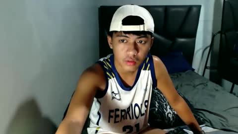 sweet_asinkurt online show from 15, 4, 2026