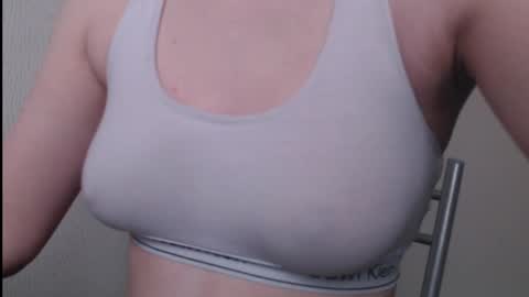 Snapshot of sweet_baby_kate chatting on 27, 2, 2025 Kate and Erica online show from 27, 2, 2025