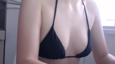 Snapshot of sweet_baby_kate chatting on 24, 11, 2025 Kate and Erica online show from 24, 11, 2025