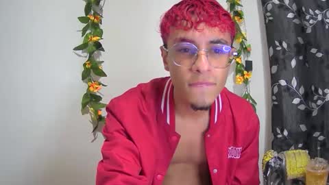 sweet_boy2224 online show from 13, 11, 2025