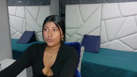 Snapshot of sweet_canelaa73 chatting on 12, 11, 2025 canelaa online show from 12, 11, 2025