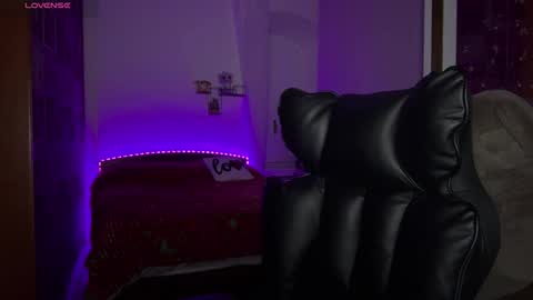 Sweet Cherry online show from 4, 2, 2026