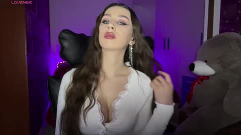 Sweet Cherry online show from 5, 2, 2026