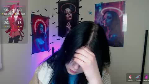 Ivy online show from 8, 11, 2025