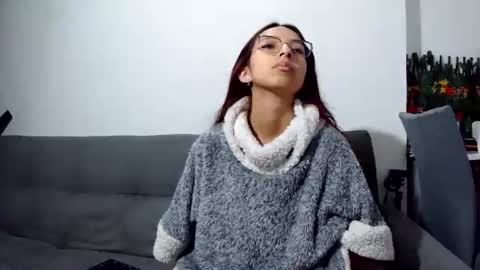 Snapshot of sweet_cum8 chatting on 8, 8, 2026 Sweet cum online show from 8, 8, 2026