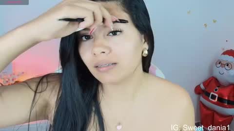 sweet_dania_ online show from 18, 1, 2026