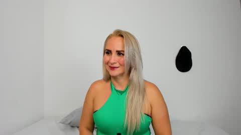 sweet_flower_yb online show from 19, 3, 2026