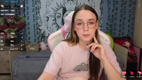 Snapshot of sweet_frosty chatting on 28, 1, 2025 Alice online show from 28, 1, 2025