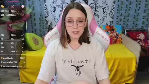 Snapshot of sweet_frosty chatting on 4, 3, 2025 Alice online show from 4, 3, 2025