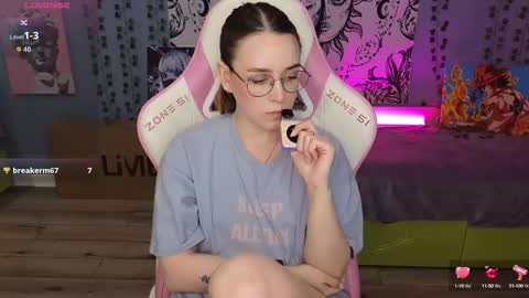 Snapshot of sweet_frosty chatting on 9, 9, 2025 Alice online show from 9, 9, 2025