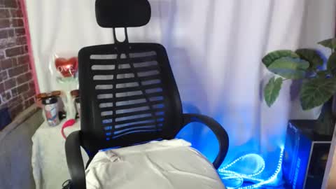 hanna mae online show from 20, 3, 2026