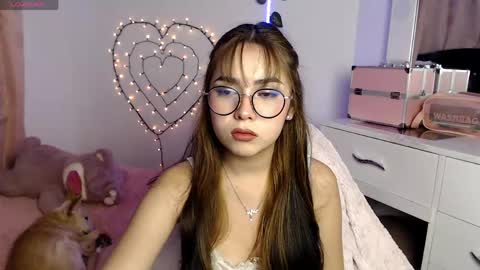 Snapshot of sweet_hannaah chatting on 4, 5, 2026 Hannah online show from 4, 5, 2026