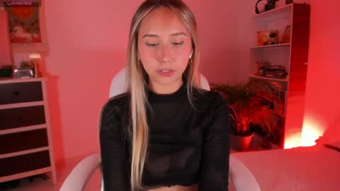 Snapshot of sweet_kalisa chatting on 8, 1, 2025 Call me Kali online show from 8, 1, 2025