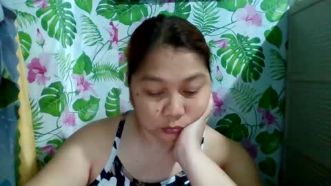 Snapshot of sweet_kayley chatting on 4, 1, 2025 sweet_kayley online show from 4, 1, 2025