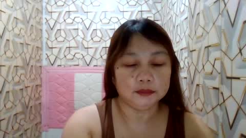 Snapshot of sweet_kayley chatting on 4, 7, 2026 sweet_kayley online show from 4, 7, 2026