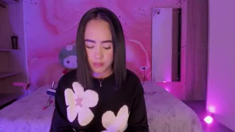 Snapshot of sweet_lemariee_ chatting on 2, 12, 2025 Lemarie online show from 2, 12, 2025