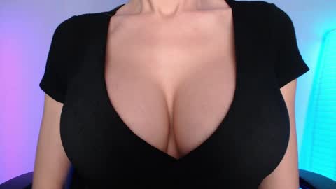 Snapshot of sweet_lil_thing chatting on 1, 4, 2026 Jen online show from 1, 4, 2026