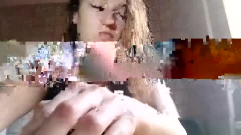 Snapshot of sweet_lilgirl_x chatting on 1, 3, 2025 Anna online show from 1, 3, 2025