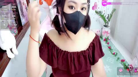 Snapshot of sweet_lily0 chatting on 23, 10, 2025 Lily online show from 23, 10, 2025