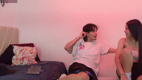 Snapshot of sweet_litle_ chatting on 24, 5, 2026 Mia online show from 24, 5, 2026