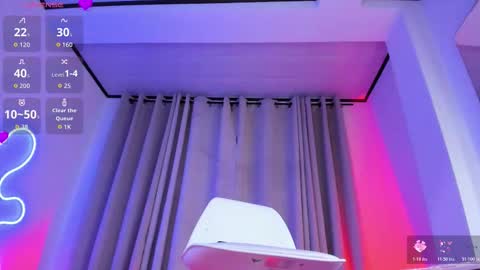 Snapshot of sweet_mackensy chatting on 6, 2, 2026 Miss Mackensy online show from 6, 2, 2026