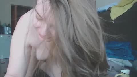 Snapshot of sweet_martinique chatting on 17, 4, 2026 TexasPAWG101 online show from 17, 4, 2026