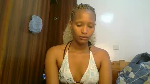 Snapshot of sweet_melod chatting on 12, 3, 2026 Linda online show from 12, 3, 2026