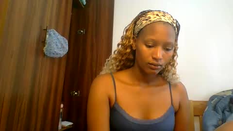 Snapshot of sweet_melod chatting on 17, 3, 2026 Linda online show from 17, 3, 2026
