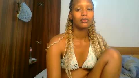 Snapshot of sweet_melod chatting on 20, 3, 2026 Linda online show from 20, 3, 2026