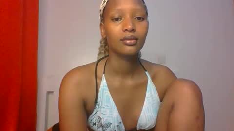 Snapshot of sweet_melod chatting on 4, 4, 2026 Linda online show from 4, 4, 2026