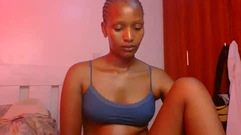 Snapshot of sweet_melod chatting on 10, 4, 2026 Linda online show from 10, 4, 2026