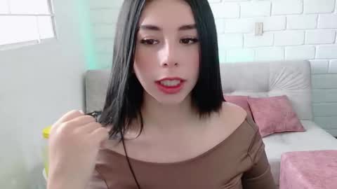 Sweet  Mia online show from 9, 10, 2025