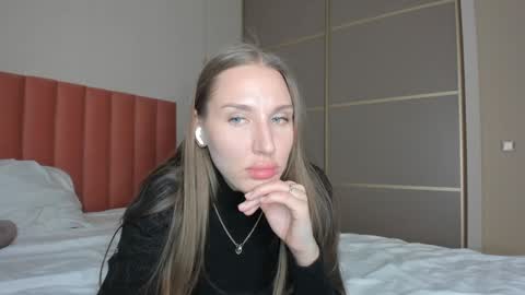 Snapshot of sweet_miss381 chatting on 31, 12, 2024 Sofi online show from 31, 12, 2024