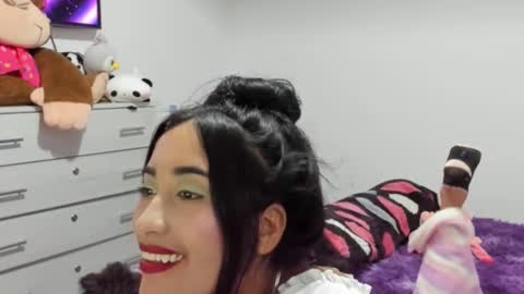 Nhaomy online show from 3, 2, 2026