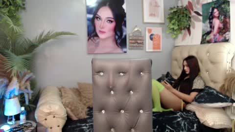 Snapshot of sweet_nicole4u chatting on 5, 12, 2024 girlnamenicole online show from 5, 12, 2024